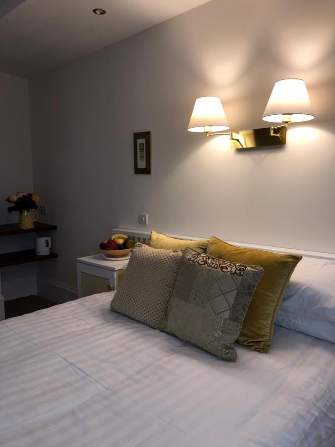 Tully'S Hotel Castlerea Eksteriør billede